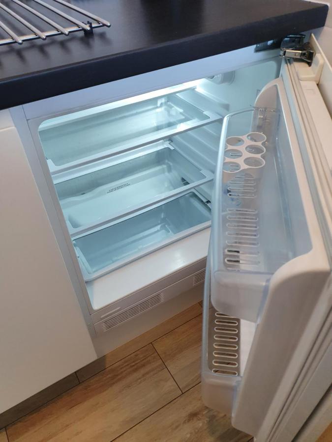 Apartament Wsrod 1000Cy Swiatel - Z Parkingiem W Hali Garazowej- Duzy Balkon Z Lezakami - Piekny Widok Noca Na Panorame Tysiaclecia Katowice Extérieur photo